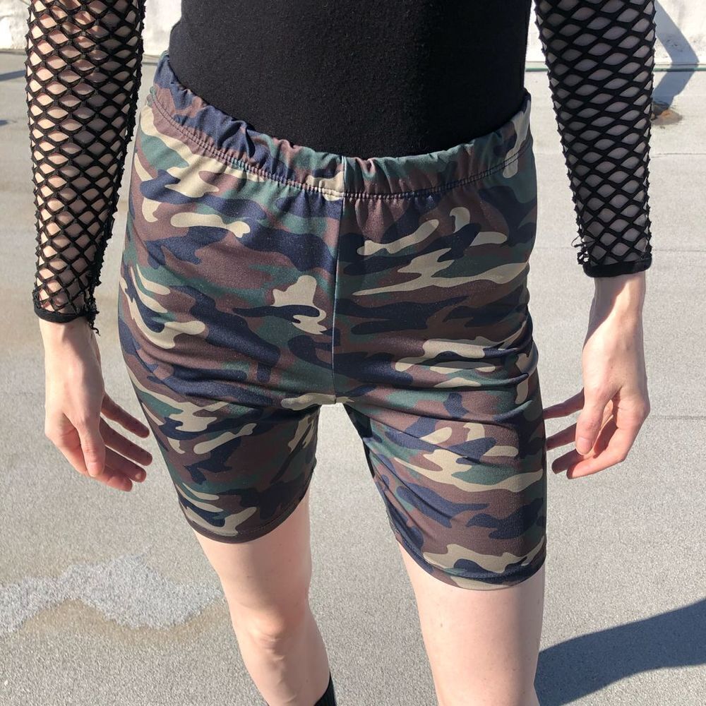 3/$15 Better Be Camo Army Bike Shorts S/M gently worn